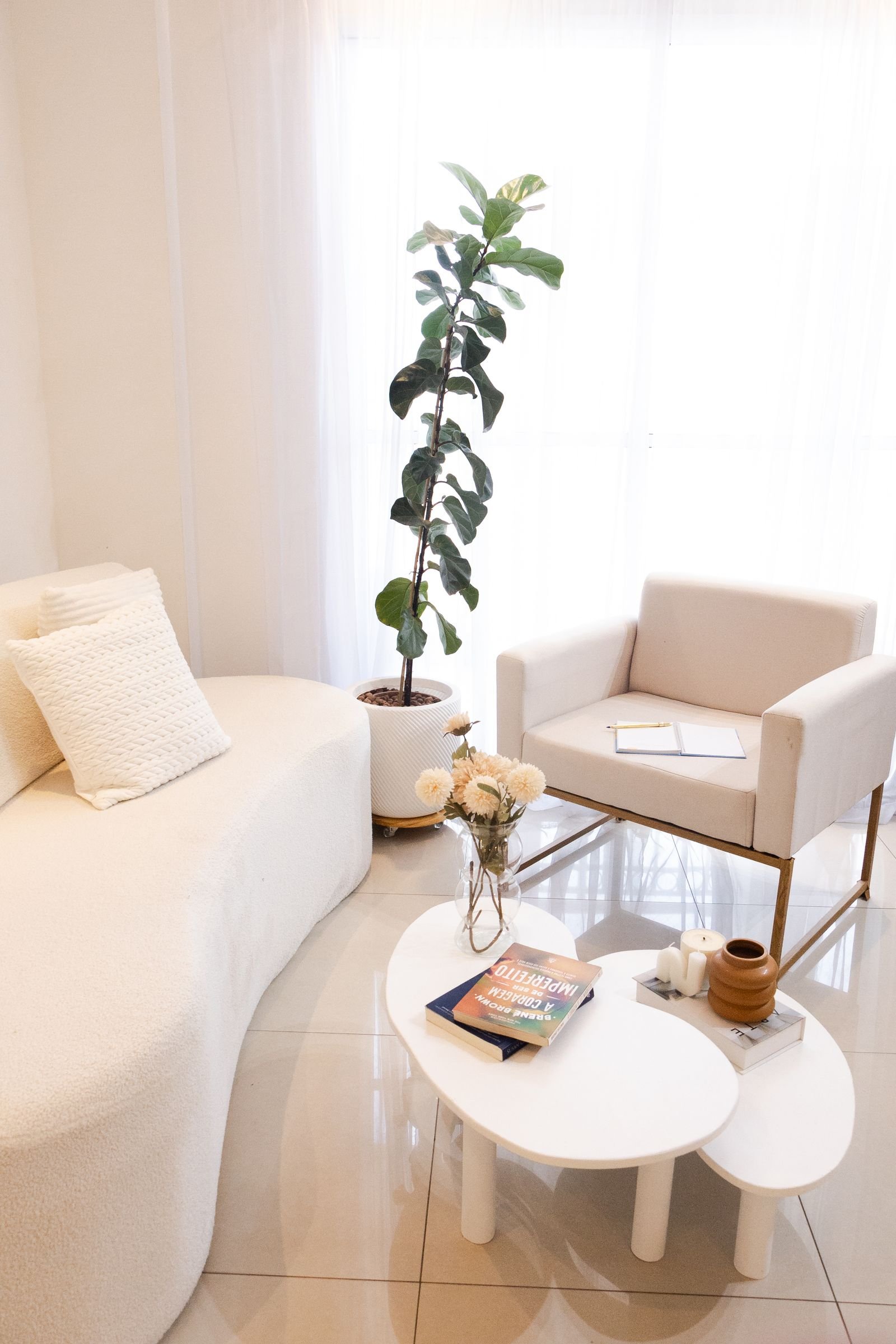 Minimalist living room mood reference
